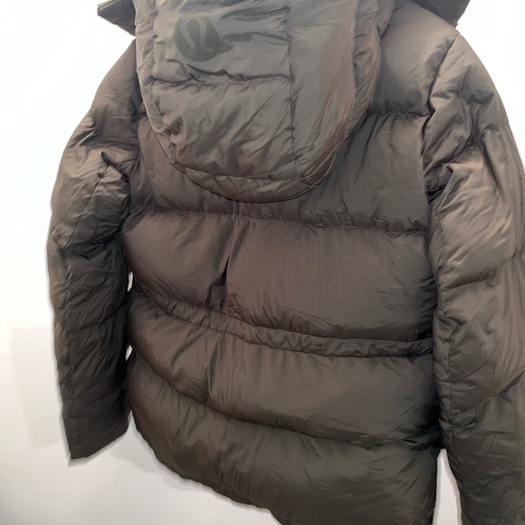 Lululemon puffer - Picture 4 of 7